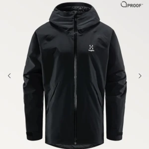 Haglöfs jacka - Haglöfs jacka i väldigt fint skick strl: M säljer då den inte kommer till användning längre