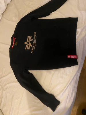 Alpha Industri Tröja   - Helt ny Aplha Industri Tröja