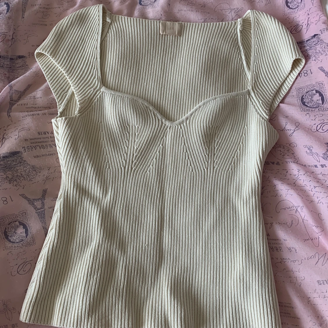 Vit beig tröja 🤍