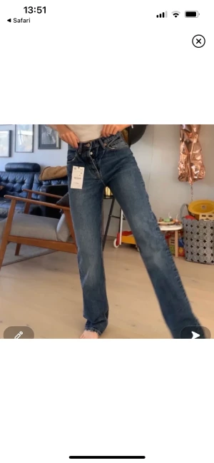 Zara jeans - Så snygga jeans från zara! Jättefint skick!