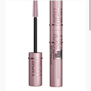 skyhigh mascara  - nypris 169kr säljes för 100kr oöppnad