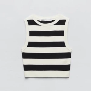 Topp - Skitsnygg croppad topp från Zara! 