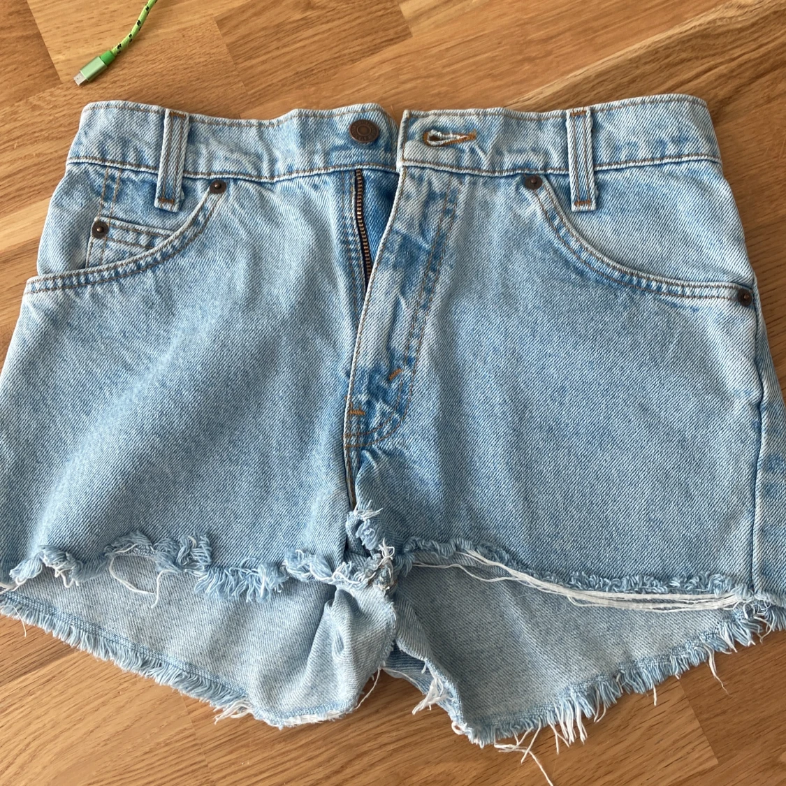Levi’s shorts  - 90
