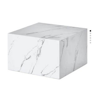 Soffbord MIO - soffbord från MIO. Jag har 2 stycken precis likadana som jag satt ihop till ett bord. Man kan köpa en eller båda 2. Säljer 1 för 1000kr och paketpris för båda är 1500kr.  (Ord pris på Mio är 2495kr för ett bord).  Mått : längd 60, bredd 60, höjd 37