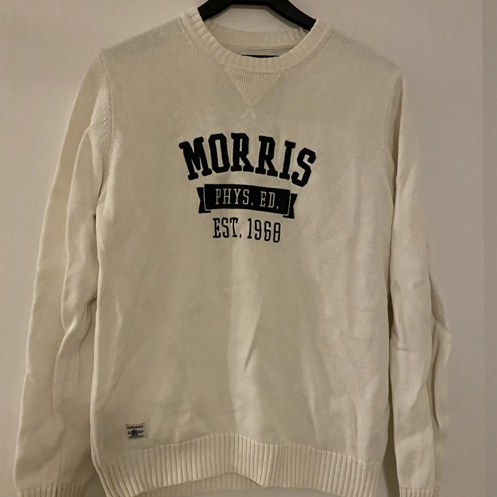 Stickad tröja från Morris i storlek M. Tröjor & Koftor.