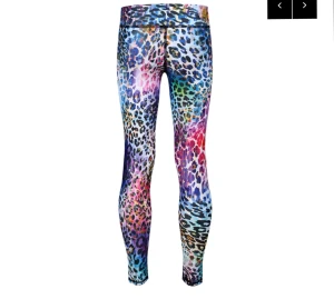 Sport kläder  - Har 155st sport kläder blandat Bh och byxor. Det finns olika storlekar och modeller 