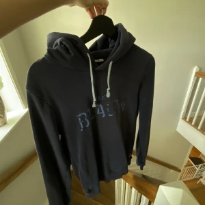 Hoodie Scotch & Soda - En gammal hoodie från Scotch & Soda. Kom privat för fler bilder.