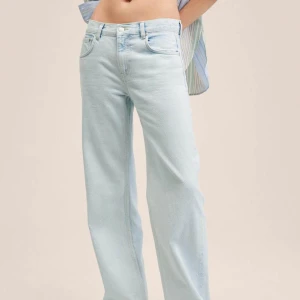 Lågmidjade jeans - Jeans med låg midja från mango. Storlek 34. Helt nya 