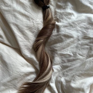 BHBD Hairtalk 50 cm tejp Bianca  - BHBD Tejphår 50 cm, Bianca Ingrosso färg Balayage. Använt 1 vecka - sedan uttag. 4 paket! 