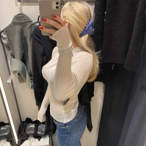 Fin topp - Fin topp från Zara! Använd 2 gånger🫶🏾