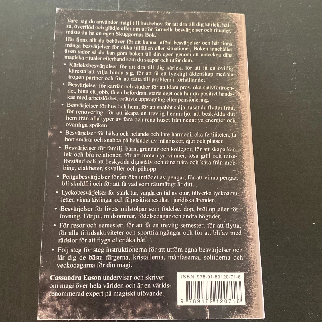 Bok om ”häxkonst” - 90