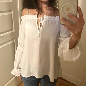 vit blus 🤍 - en jättefin vit blus 🤍🤍