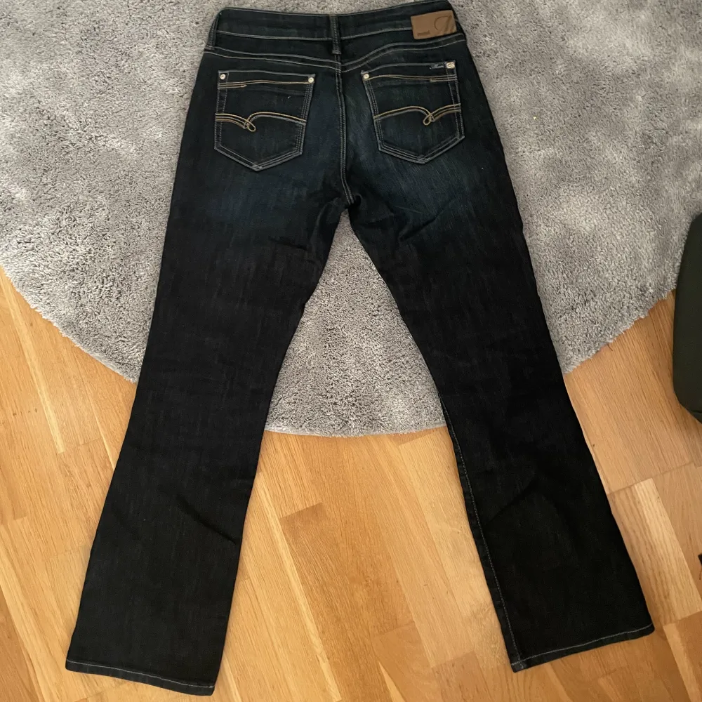 Mavi jeans i storlek 29w30L. Aldrig använt. Använd gärna ”Köp nu”. Jeans & Byxor.