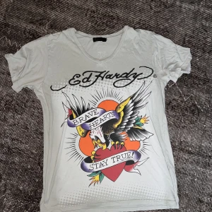 Ed Hardy - En grå