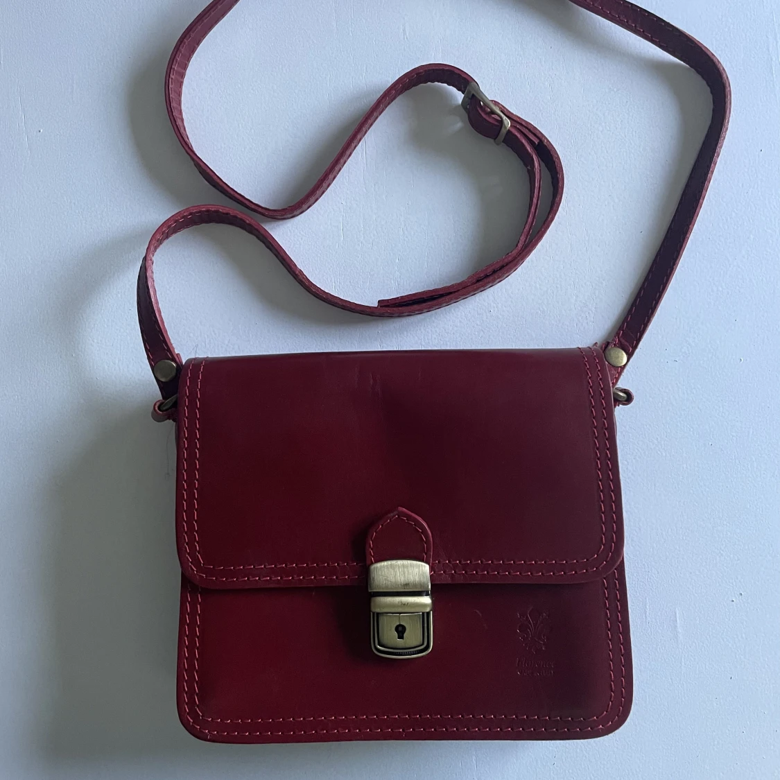 Vintage Italian Florence burgundy, leather handbag