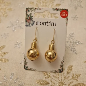 Örhängen - Jul örhängen, nya och oanvända🥰