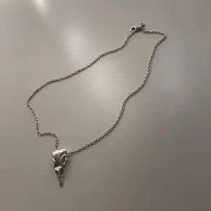 Örn halsband!!🪽🫶🏼😍 - Så vacker