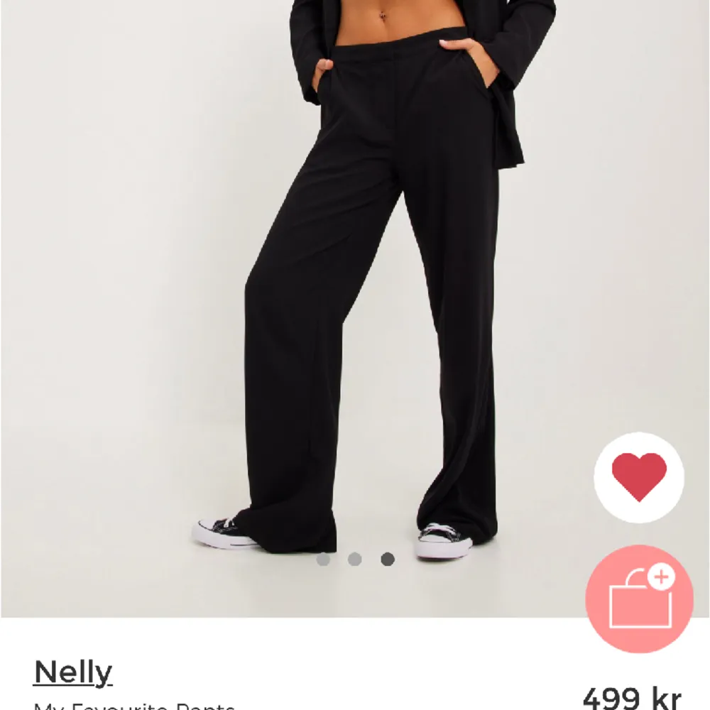 Jätte fina svarta kostymbyxor aldrig använd. Jeans & Byxor.