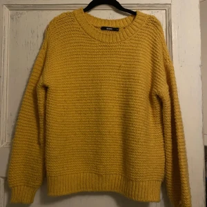 Stickad tröja - Oversize strickad tröja