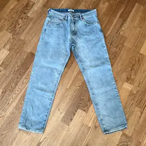 Ljusblå jeans från Woodbird, waist 31, storlek 30
