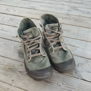 Palladium - Storlek 46 