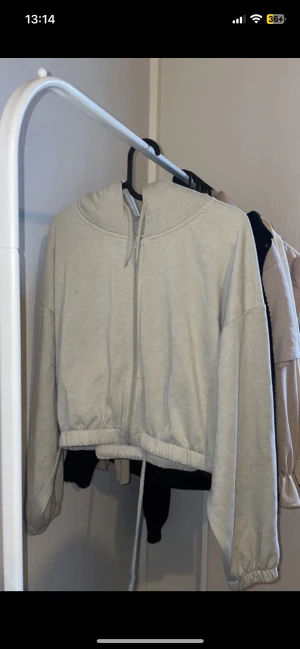 Kofta mintgrön lager 157 - Använd ett par gånger i storlek xs