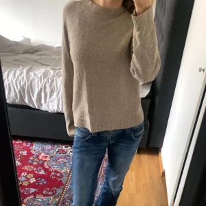 Stickad tröja  - Säljer denna snygga stickade tröja💕
