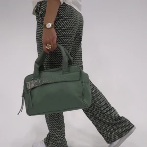 Väska - 01 Intimidated😍