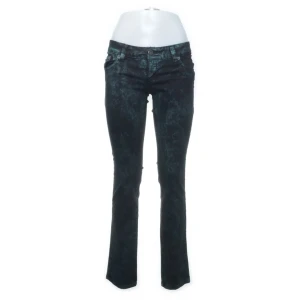 Coola jeans  - Super coola jeans som jag köpte på sellpy,då dom inte passade mig 