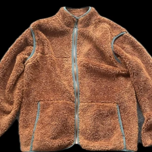 Butter Goods Jacka - Knappt använd Butter Goods jacka med avtagbara armar. Storlek M. Om du vill ha fler bilder så är det bara att skriva :)