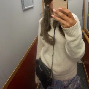 Zadig väska 💕💕 - Säljer min as snygga zadig boxy bag, nyskick och boxbag medföljs🩷🩷 