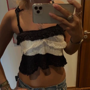 Zara topp - Så fin topp från zara. Nyskick