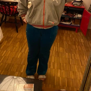 Juicy byxor - Jätte super duper sköna!! Aldrig använda. Går att ha lågmidjade och midwrise! Köparen står för frakten ❤️