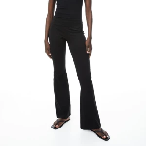 Yoga pants - Yoga pants från H&M aldrig använda då den är för korta för mig 