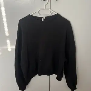 Svart sweatshirt från Nelly🖤