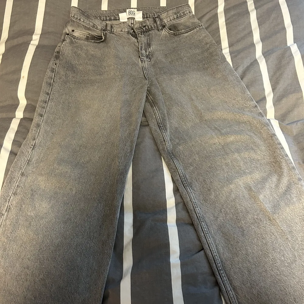 Urban outfitters BDG Jack jeans. Använd ett fåtal gånger därmed fint skick. Storlek W30 L32 . Jeans & Byxor.