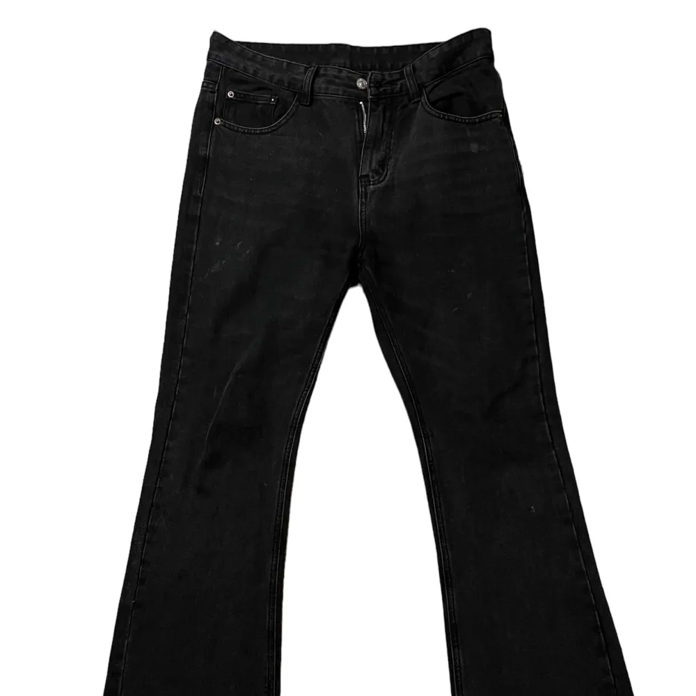 Flared jeans Size 31  Waist across 42cm Rise 27cm Length 110cm Leg openi. Jeans & Byxor.