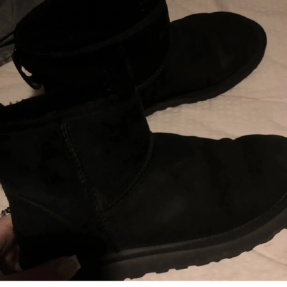 Äkta svarta uggs - 90