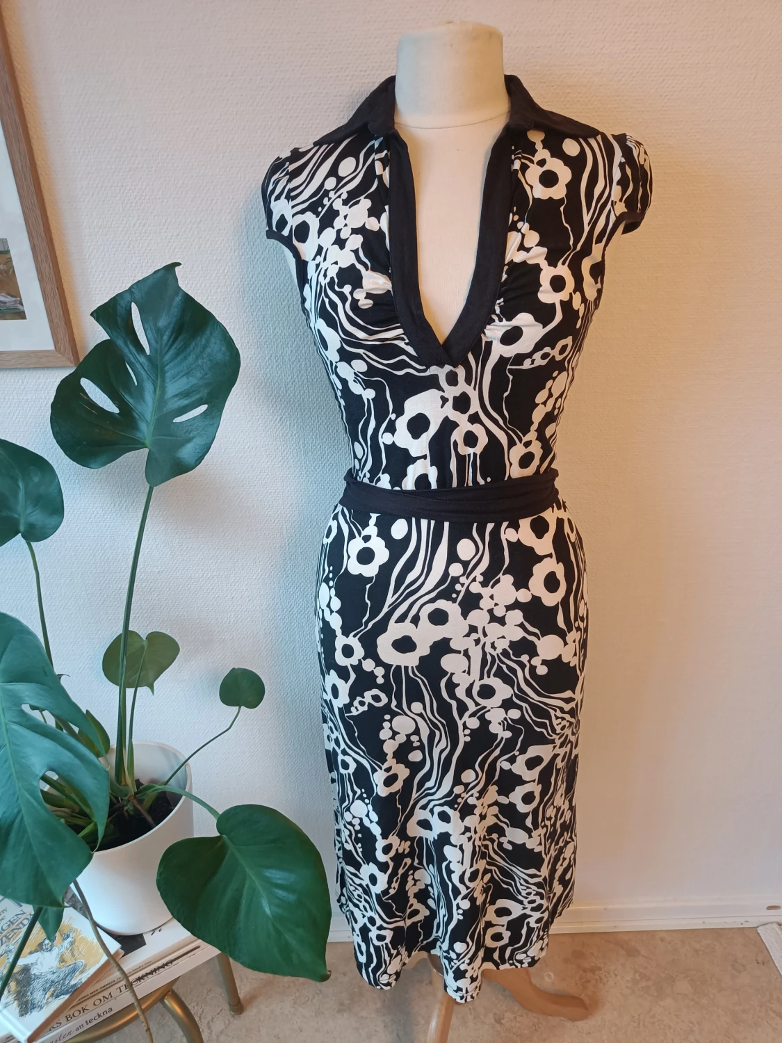 Vila trikåklänning