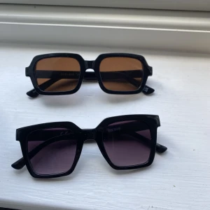 Solglasögon  - Hej, säljer mina solglasögon då dem inte kommer till användning, 75kr styck  