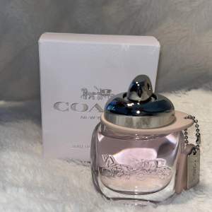 Säljer nu denna ljuvliga ”parfymen” som inte kommer till användning. Användes 1 gång.💕