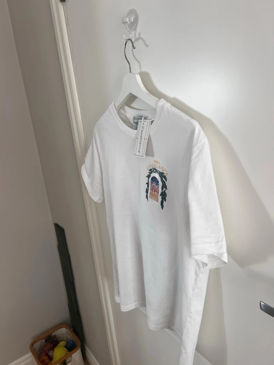 Vit t-shirt med Casablanca tryck fram - 1