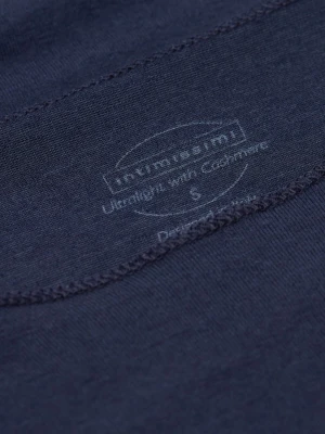 Mörkblå långärmad topp Intimissimi - Superskön mörkblå långärmad topp från Intimissimi i ultralätt material med kashmir. Slim fit och enkel design som passar perfekt till lager på lager eller som den är. Tunn och mjuk känsla mot huden.