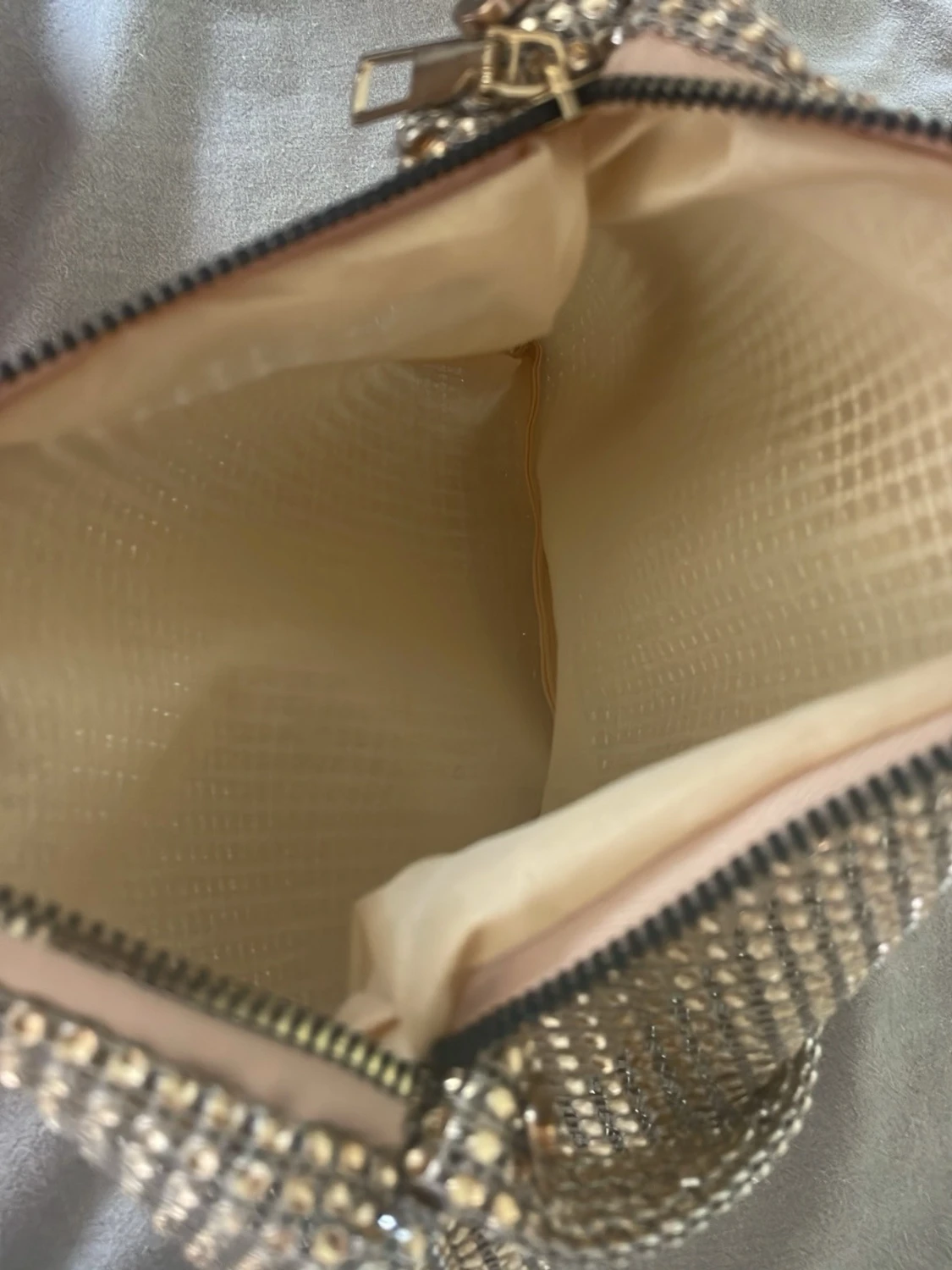Glittrig handväska med strass - 1