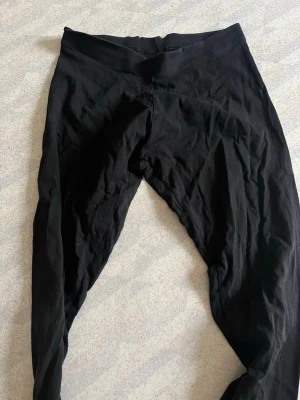 Leggings  - Svarta leggings storlek M