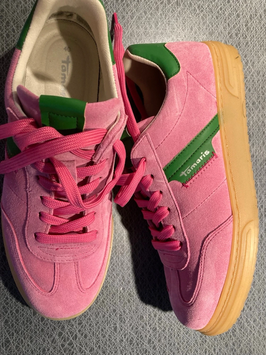 Rosa Tamaris sneakers med gröna detaljer - 1
