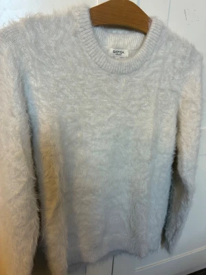 Mjuk fluffig hoodie 