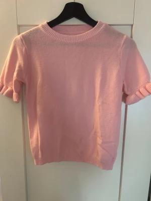 Rosa tröja - Fin rosa tröja i storlek M🌸