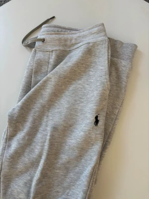 Ralph lauren mjukisbyxor - Snygga mjukisbyxor, kommer inte till användning 