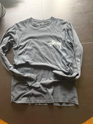 Stussy longsleeve  - Snyg Stussy x Our Legacy longsleeve i bra skick. Storlek S. Skriv för mer info eller bilder.🙌🏼